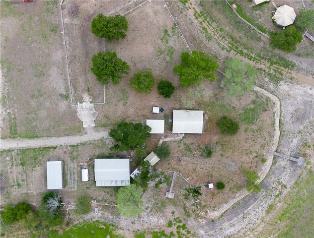 286 Mystic Dr, Mathis, TX 78368