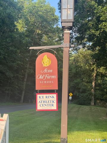 239 Old Farms Road 16E, Avon, CT 06001