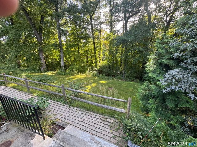 239 Old Farms Road 16E, Avon, CT 06001