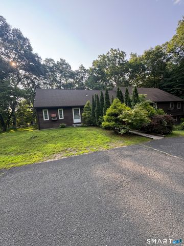 239 Old Farms Road 16E, Avon, CT 06001