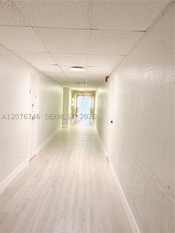 17560 Atlantic Blvd 503, Sunny Isles Beach, FL 33160