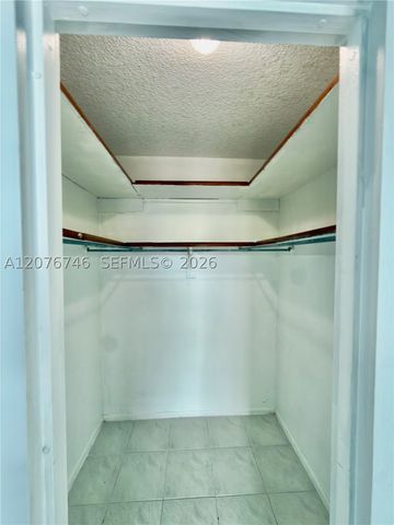 17560 Atlantic Blvd 503, Sunny Isles Beach, FL 33160