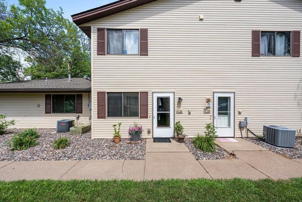 6526 83rd Court N, Brooklyn Park, MN 55445
