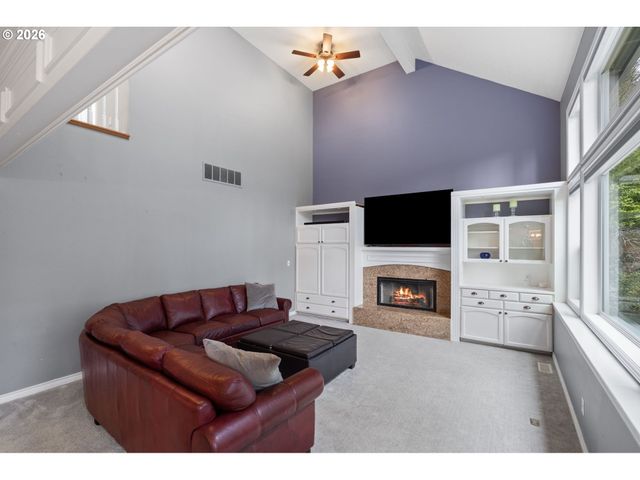 2804 BEACON HILL Dr, West Linn, OR 97068