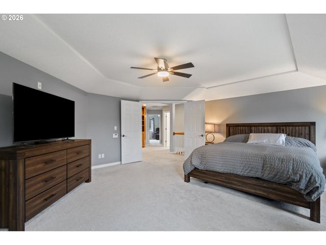 2804 BEACON HILL Dr, West Linn, OR 97068