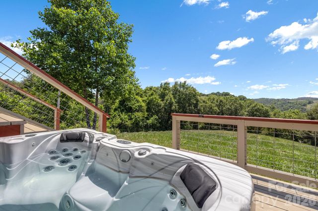 694 Boulder Road, Marshall, NC 28753