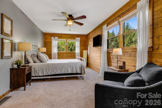694 Boulder Road, Marshall, NC 28753