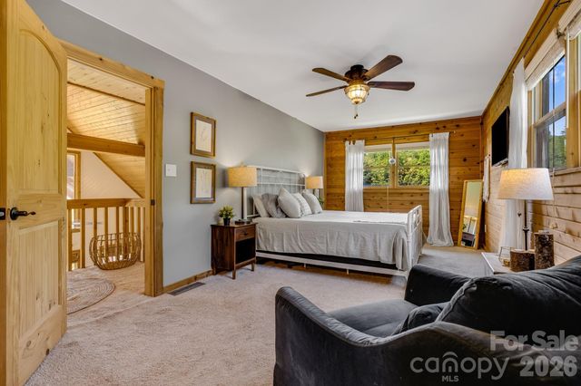 694 Boulder Road, Marshall, NC 28753
