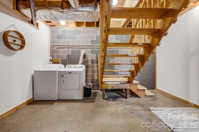 694 Boulder Road, Marshall, NC 28753