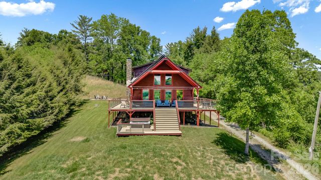 694 Boulder Road, Marshall, NC 28753