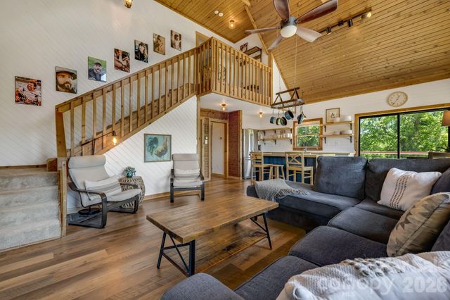 694 Boulder Road, Marshall, NC 28753