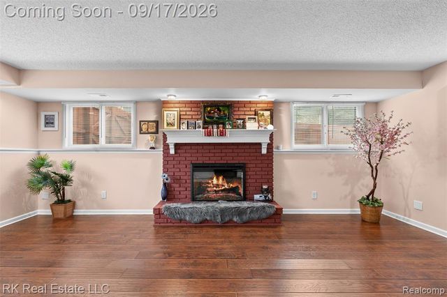 15461 Vincent Street, Clinton Township, MI 48038