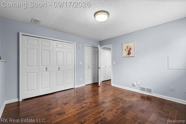 15461 Vincent Street, Clinton Township, MI 48038