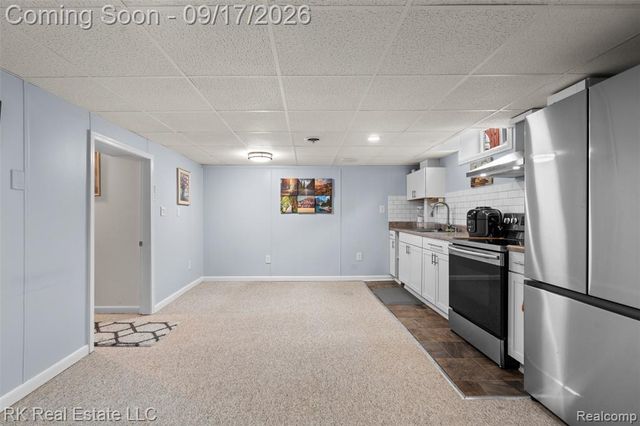 15461 Vincent Street, Clinton Township, MI 48038