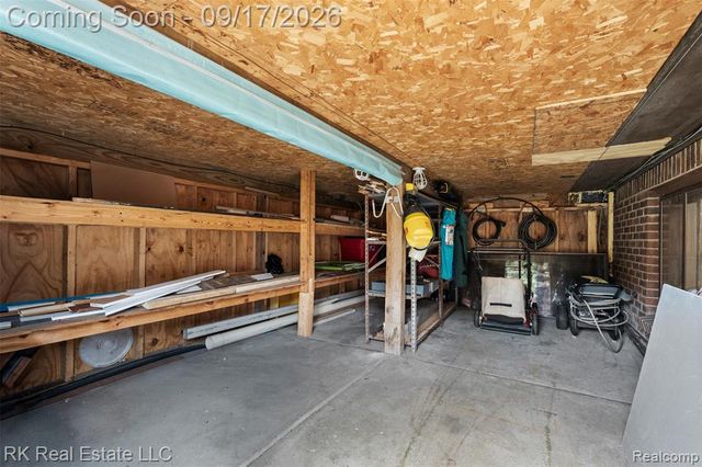 15461 Vincent Street, Clinton Township, MI 48038