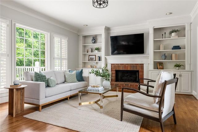 2031 Roydon Court SE, Smyrna, GA 30080