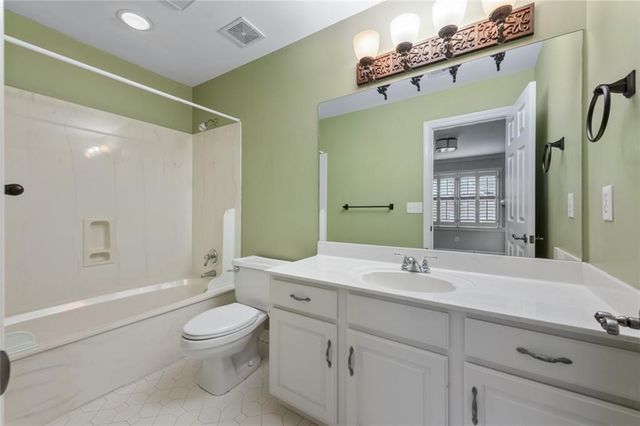 2031 Roydon Court SE, Smyrna, GA 30080