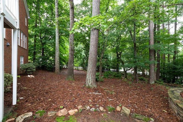 2031 Roydon Court SE, Smyrna, GA 30080