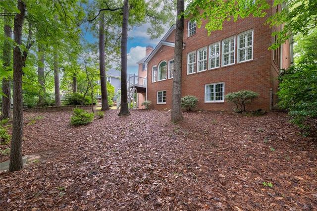 2031 Roydon Court SE, Smyrna, GA 30080