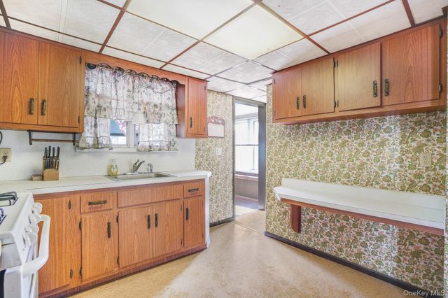 45 Orchard Street, Marlboro, NY 12542