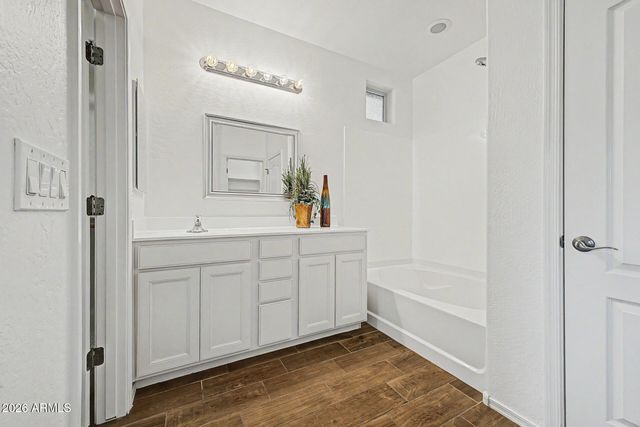 2694 E RUNAWAY BAY Place, Gilbert, AZ 85298