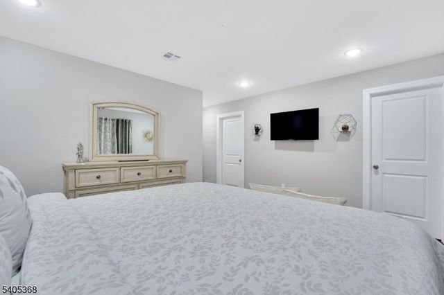 225 S 9Th St, Newark City, NJ 07103