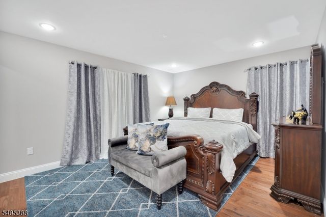 225 S 9Th St, Newark City, NJ 07103