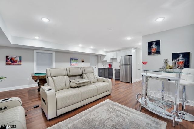 225 S 9Th St, Newark City, NJ 07103