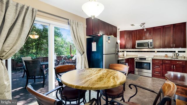 112 SANDY RIDGE DR, Doylestown, PA 18901