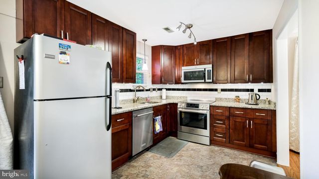 112 SANDY RIDGE DR, Doylestown, PA 18901