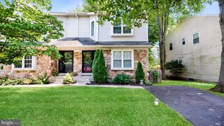 112 SANDY RIDGE DR, Doylestown, PA 18901