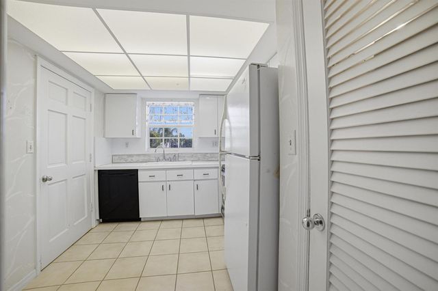 169 Atlantis Boulevard 205, Atlantis, FL 33462