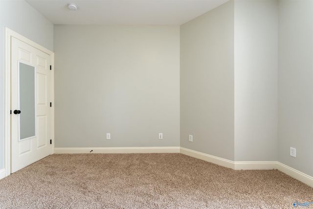 525 West Mossyleaf Drive, Huntsville, AL 35824