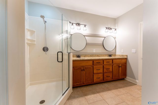 525 West Mossyleaf Drive, Huntsville, AL 35824