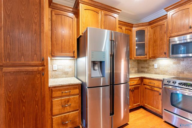 525 West Mossyleaf Drive, Huntsville, AL 35824