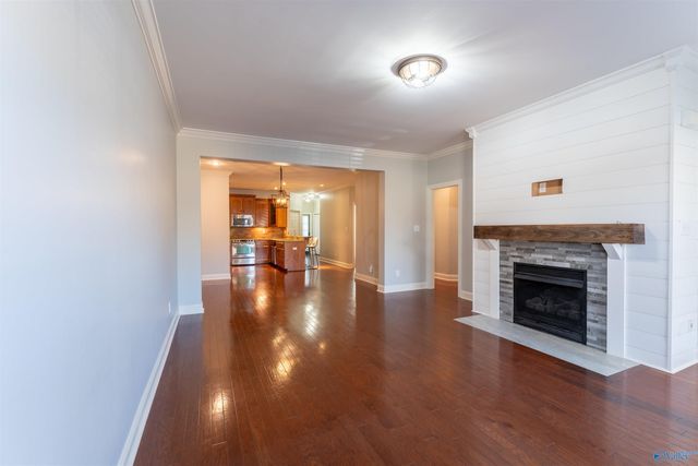 525 West Mossyleaf Drive, Huntsville, AL 35824