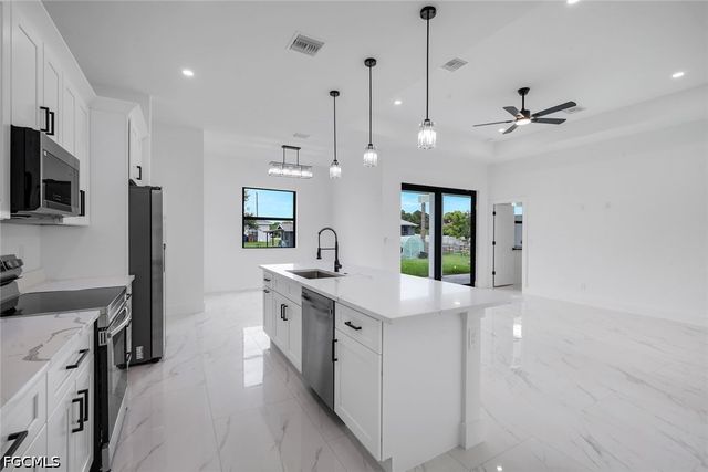 3005 Ida AVE S, Lehigh Acres, FL 33971