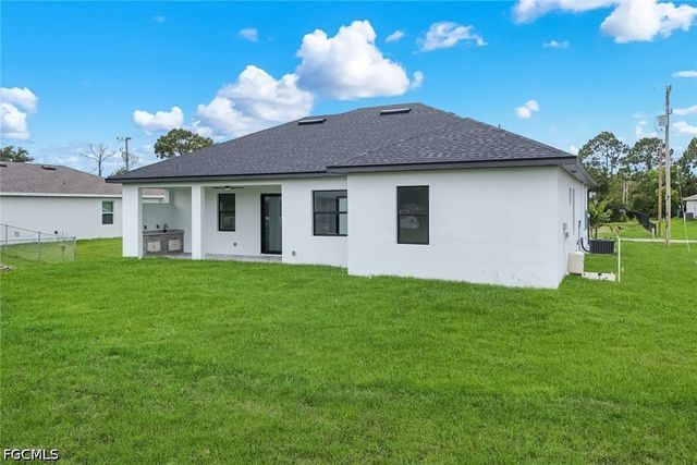 3005 Ida AVE S, Lehigh Acres, FL 33971