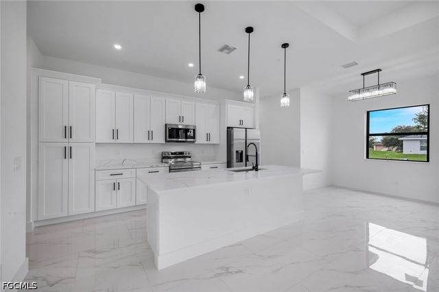 3005 Ida AVE S, Lehigh Acres, FL 33971