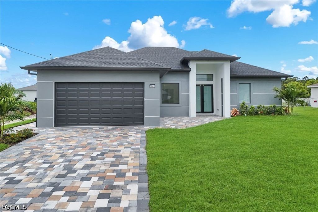3005 Ida AVE S, Lehigh Acres, FL 33971