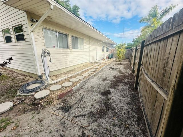 4428 Bessie AVE, Fort Myers, FL 33905