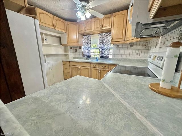 4428 Bessie AVE, Fort Myers, FL 33905