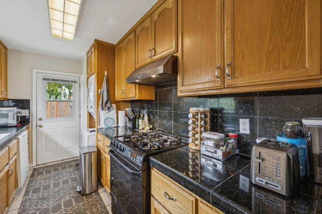 674 Bryson Avenue, Palo Alto, CA 94306