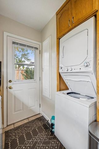 674 Bryson Avenue, Palo Alto, CA 94306