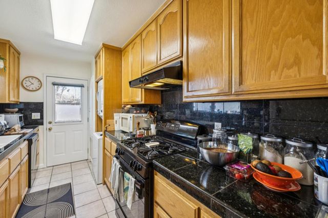 674 Bryson Avenue, Palo Alto, CA 94306