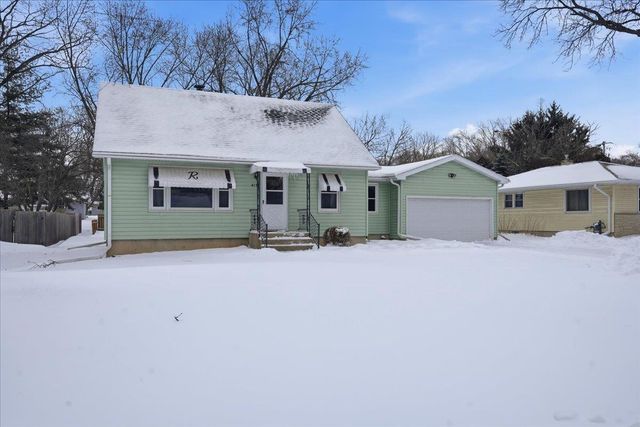 413 N Stevenson Street, Deforest, WI 53532