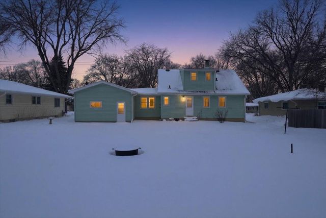 413 N Stevenson Street, Deforest, WI 53532