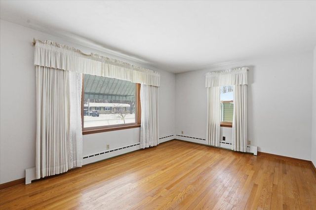 413 N Stevenson Street, Deforest, WI 53532