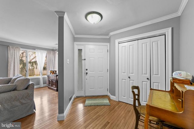 42 WOODMONT DR, Lawrenceville, NJ 08648