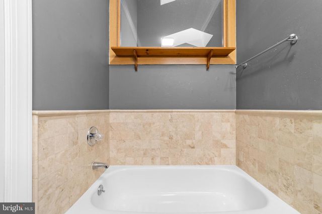 42 WOODMONT DR, Lawrenceville, NJ 08648